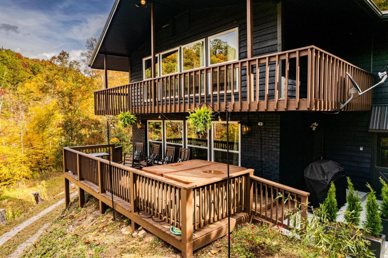 Fun Cabin With Hot Tub, Pool Table & Fire Pit - Big Blue Брайсон-Сити Экстерьер фото